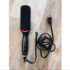 Revlon Straightening Brush